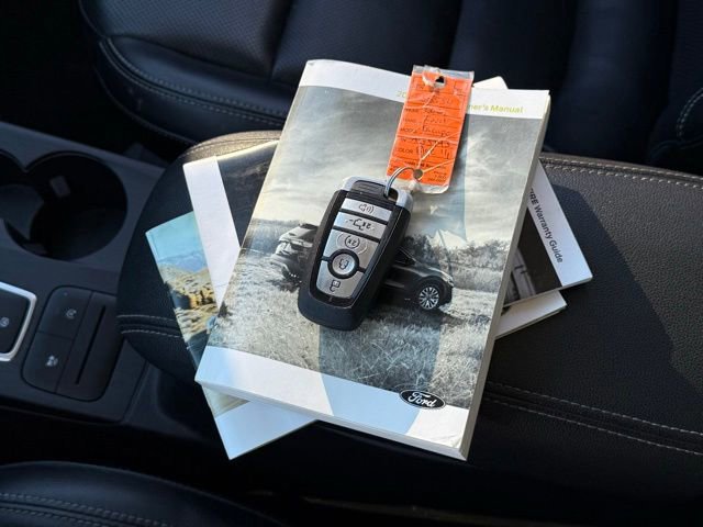 Certified 2021 Ford Escape SEL image 18