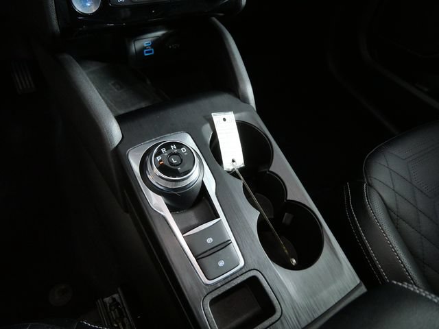 Certified 2023 Ford Escape Platinum w/ Premium Technology Package AWD/4WD image 16
