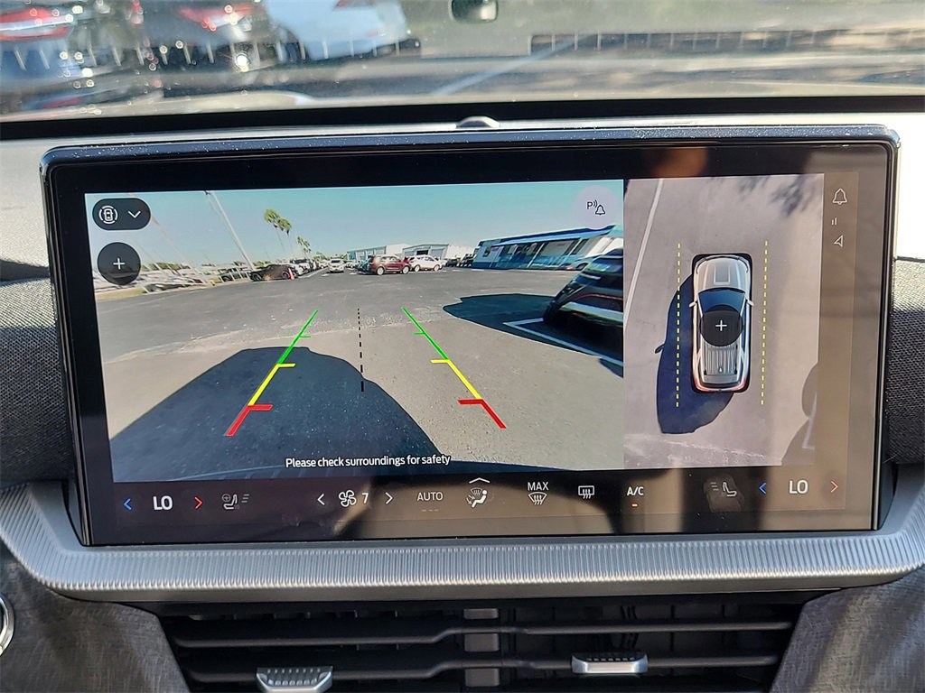 Certified 2025 Ford Explorer Platinum w/ Ultimate Package image 26