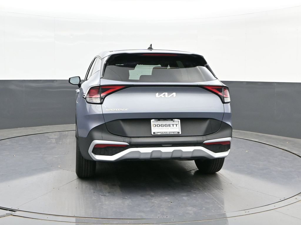 Used 2025 Kia Sportage LX image 8