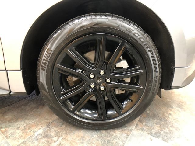 Certified 2022 Ford Edge ST-Line image 9