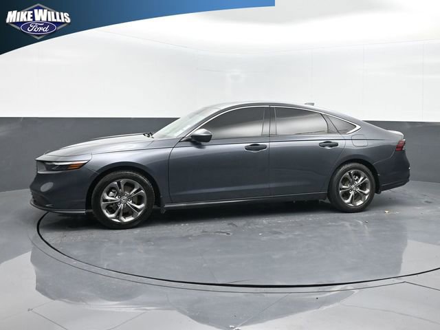 Used 2023 Honda Accord EX image 4