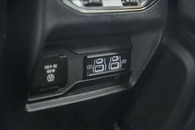 Used 2022 Jeep Grand Cherokee Altitude image 37