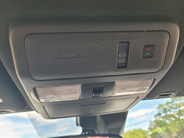 Used 2022 Nissan Frontier PRO-4X w/ Pro-4X Premium Package image 22