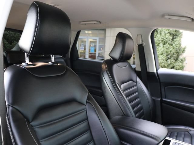 Certified 2024 Ford Edge SEL AWD/4WD image 9