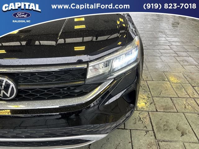 Used 2022 Volkswagen Taos SE image 11