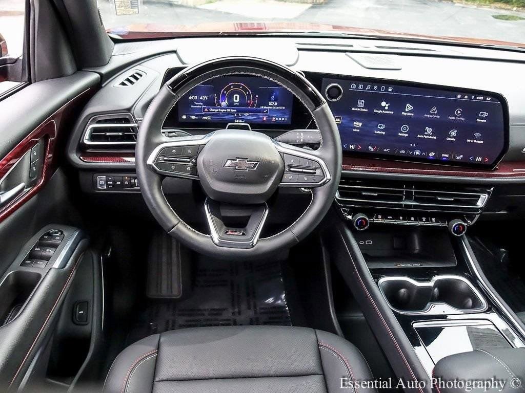 Used 2025 Chevrolet Traverse Z71 w/ Enhanced Driving Package image 13