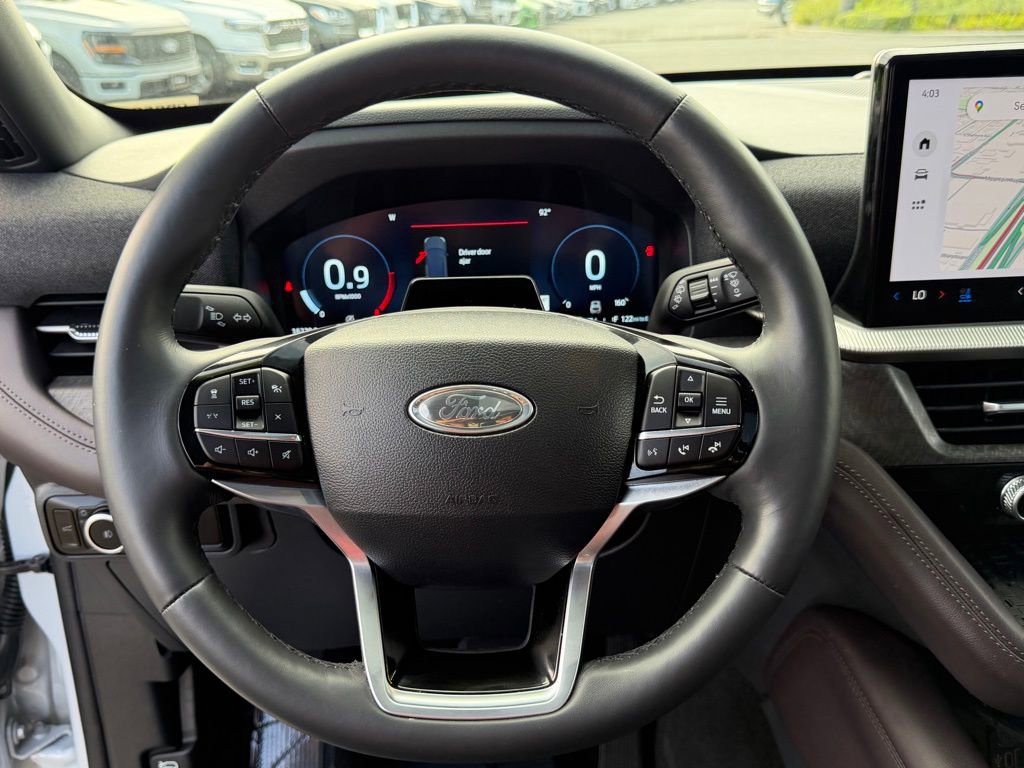 Certified 2025 Ford Explorer Platinum w/ LUX Leather Package image 24
