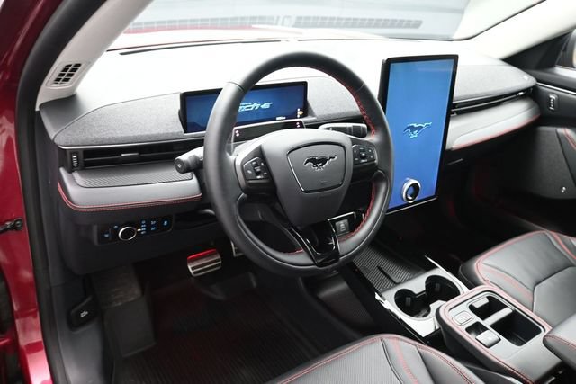 Certified 2025 Ford Mustang Mach-E Premium w/ Sport Appearance Package AWD/4WD image 9