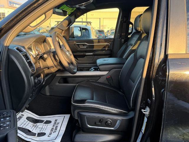 Used 2025 RAM 1500 Laramie w/ Sport Appearance Package AWD/4WD image 14