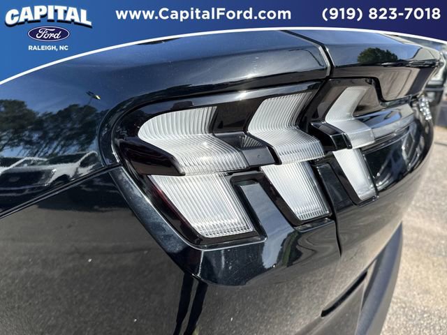 Certified 2025 Ford Mustang Mach-E Premium image 16