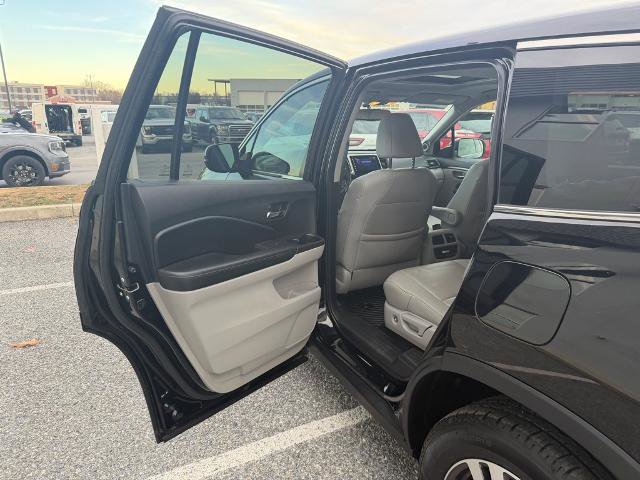 Used 2018 Honda Pilot EX-L image 12