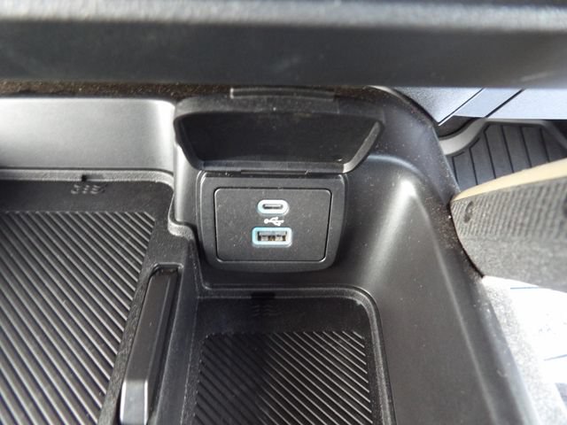 Certified 2025 Ford Bronco Badlands AWD/4WD image 18