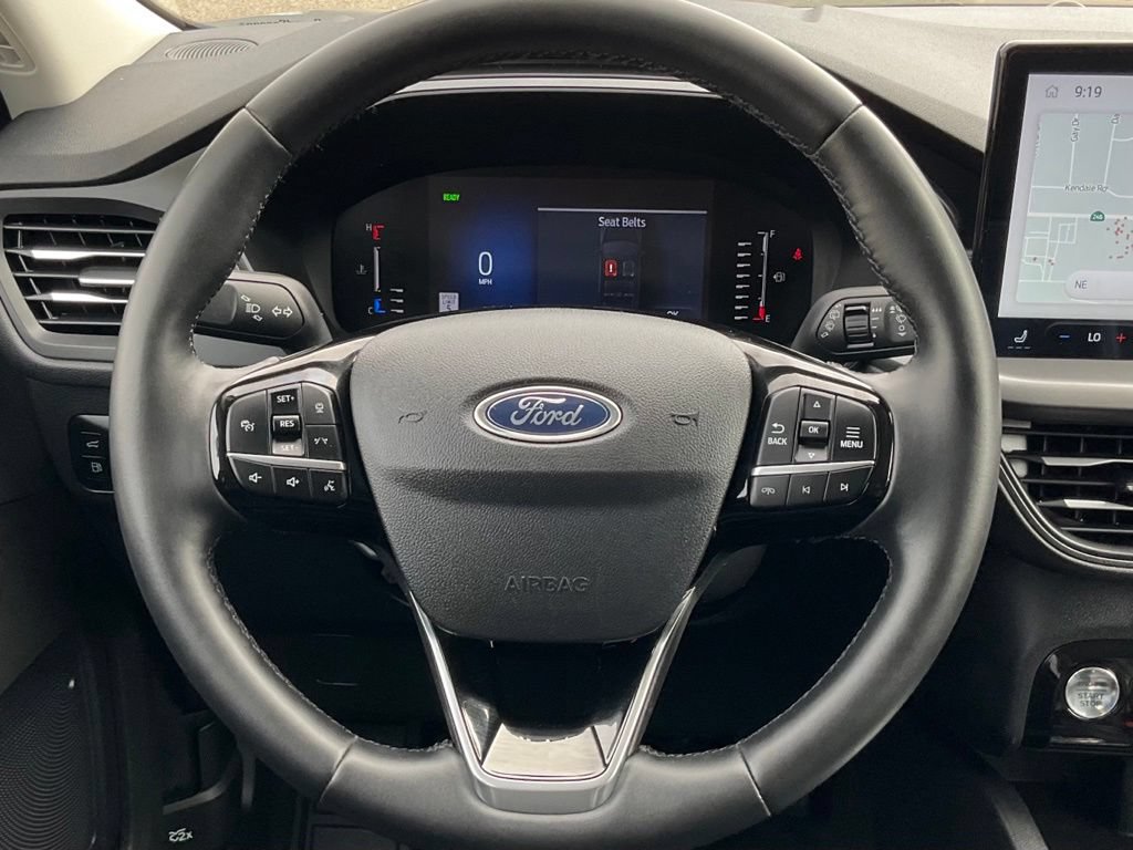 Certified 2024 Ford Escape SE FWD image 45