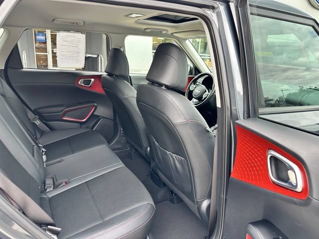 Used 2023 Kia Soul GT-Line FWD image 49