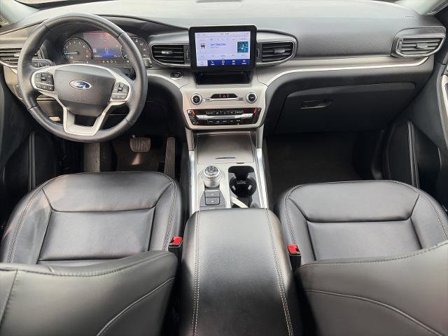 Certified 2022 Ford Explorer XLT w/ Equipment Group 202A image 21
