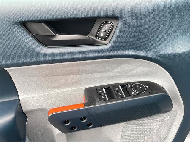 Certified 2022 Ford Maverick XLT FWD image 11