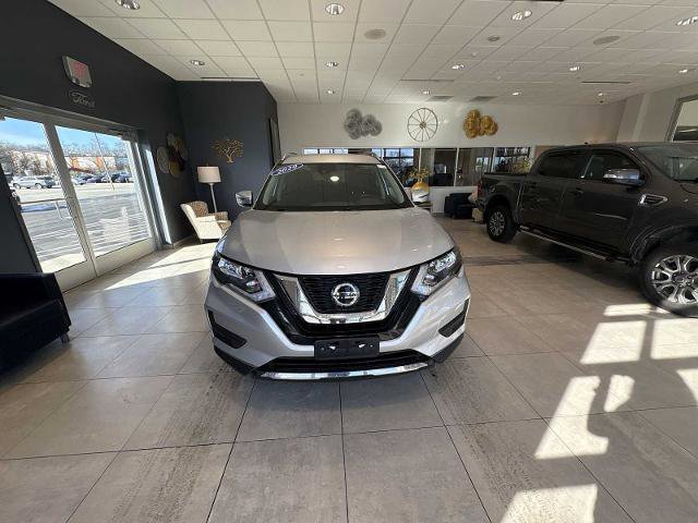 Used 2020 Nissan Rogue SV image 8