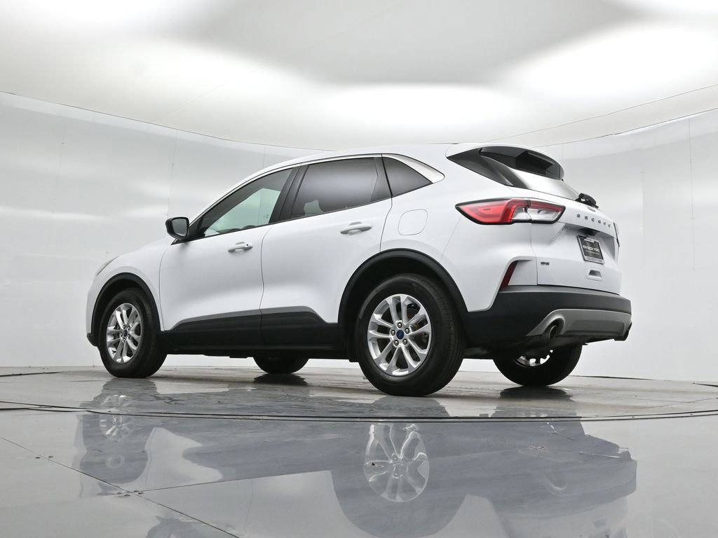 Certified 2022 Ford Escape SE w/ Convenience Package image 18
