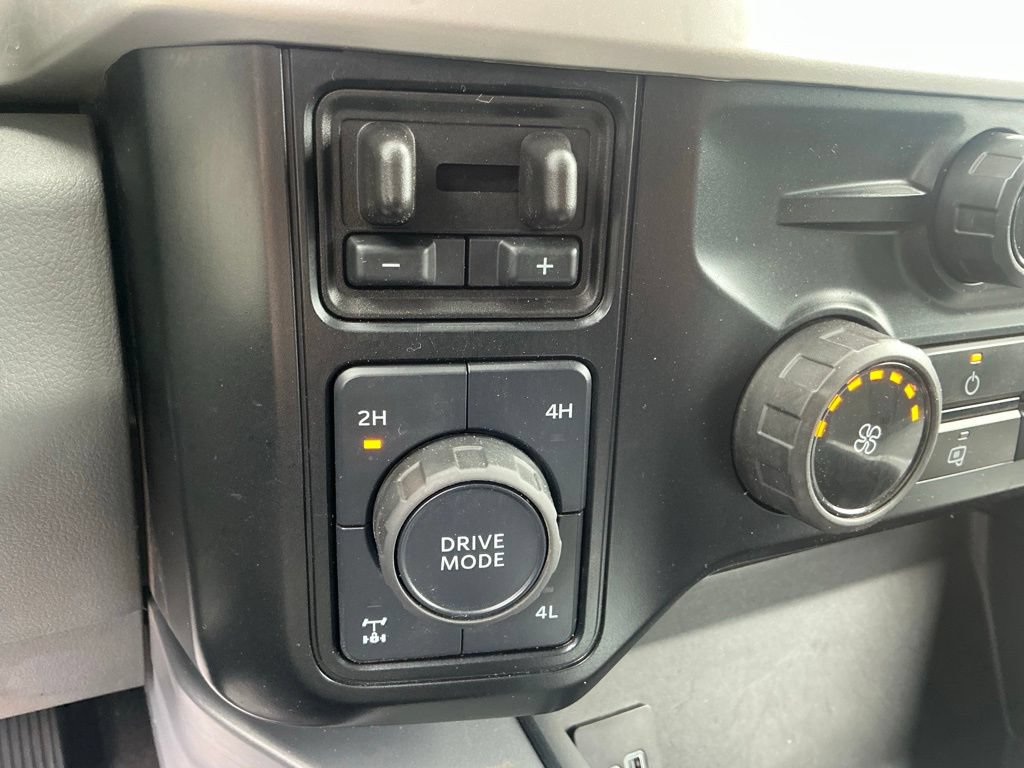 Certified 2025 Ford F250 XLT w/ FX4 Off-Road Package AWD/4WD image 45