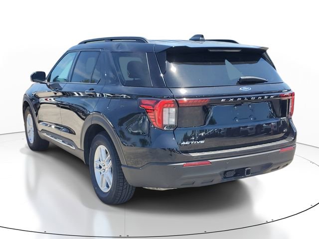 Certified 2025 Ford Explorer Active RWD image 3