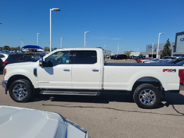 Certified 2022 Ford F350 Lariat w/ Lariat Ultimate Package AWD/4WD image 2