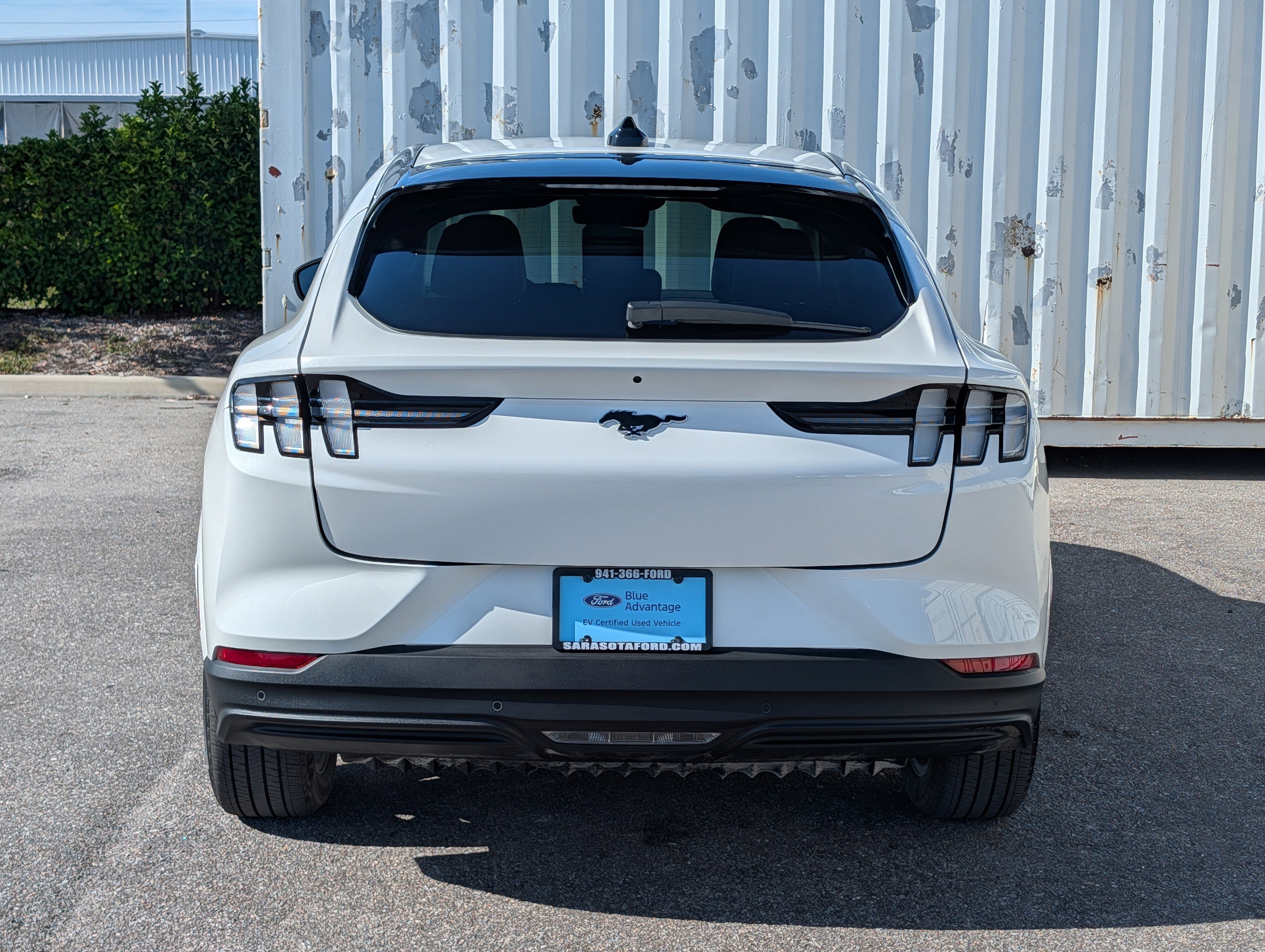 Certified 2025 Ford Mustang Mach-E Premium AWD/4WD image 5