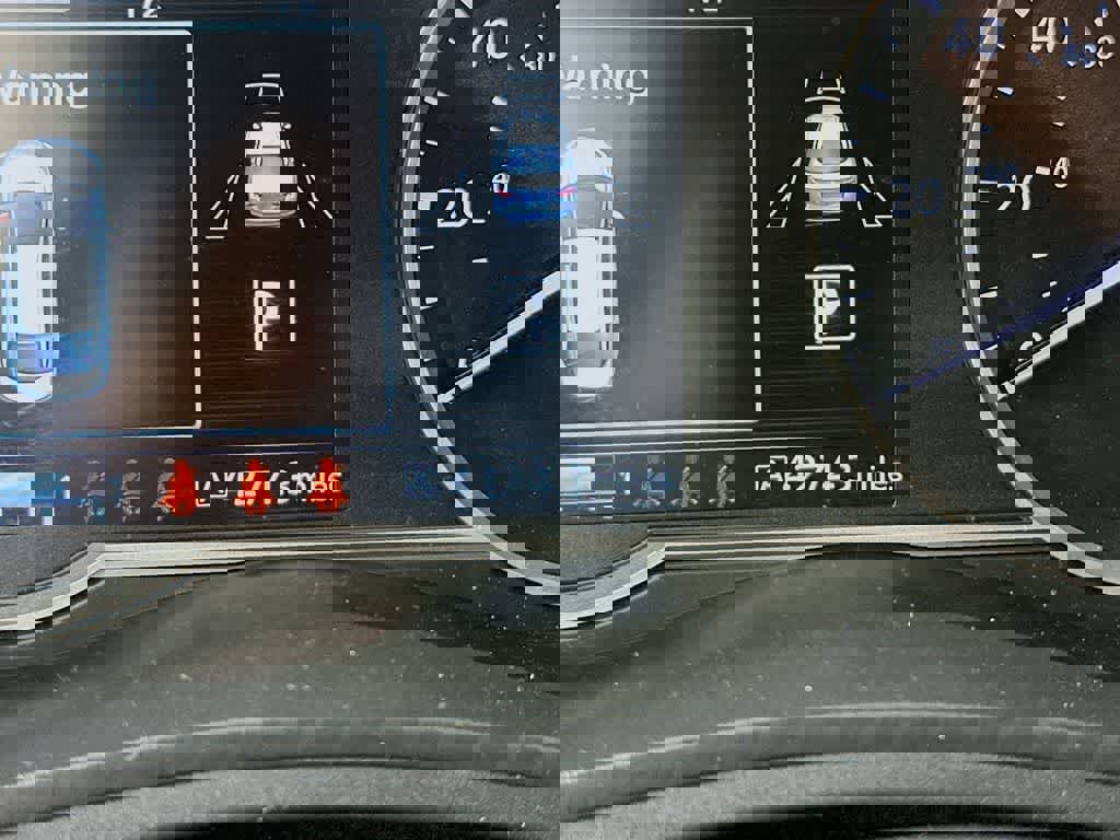 Used 2023 Nissan Versa SV image 22