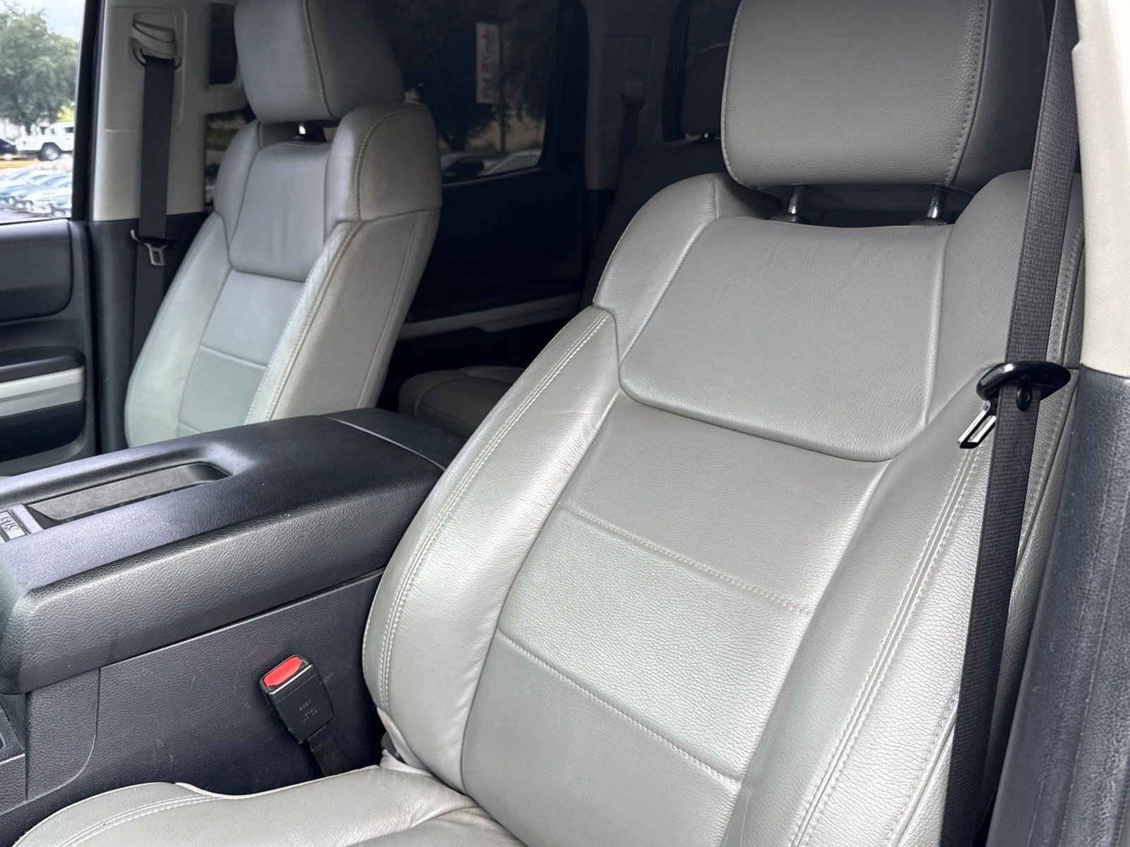 Used 2021 Toyota Tundra SR5 w/ SR5 Leather Package RWD image 15