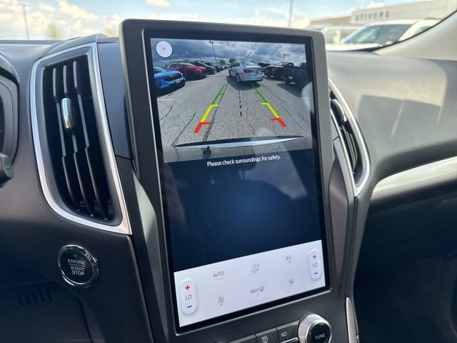 Certified 2024 Ford Edge SE image 33