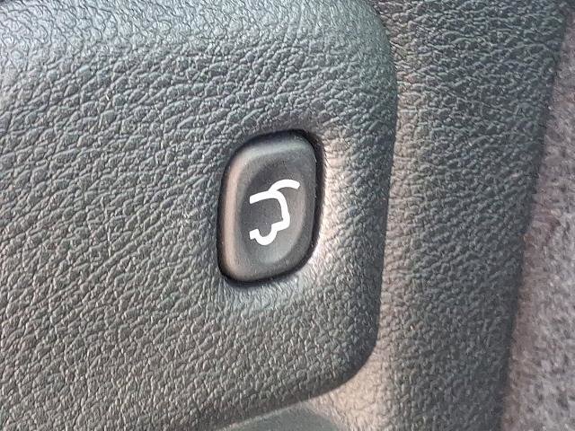 Used 2022 Dodge Durango SRT w/ Technology Group image 29