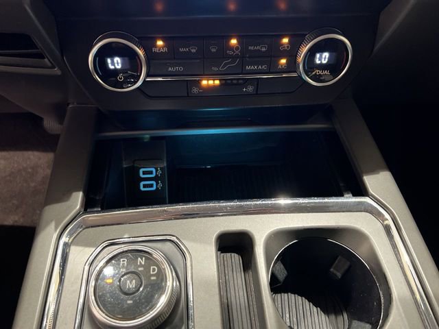 Certified 2019 Ford Expedition XLT RWD image 16