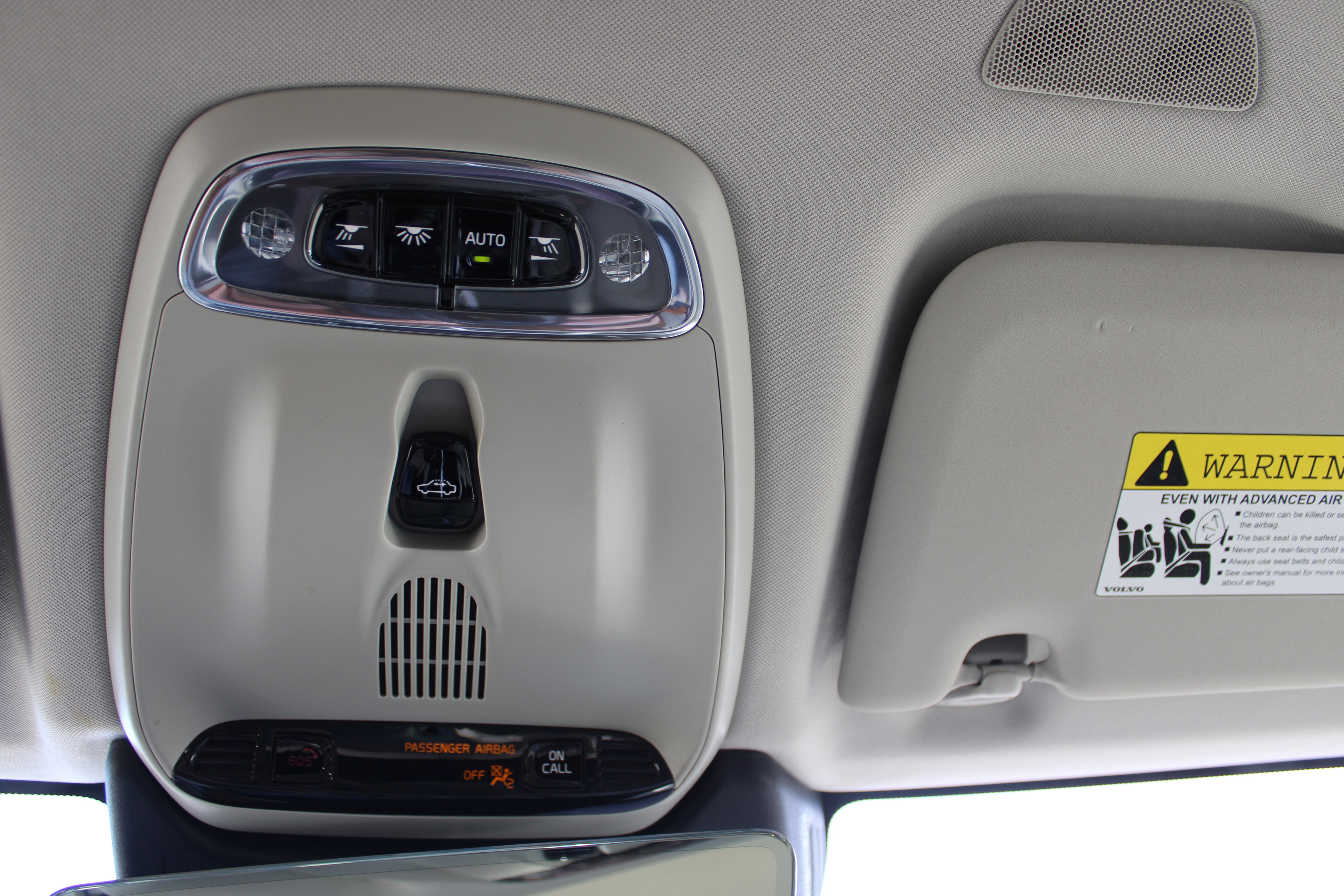 Used 2018 Volvo XC60 T6 Momentum w/ Protection Package Premier image 23