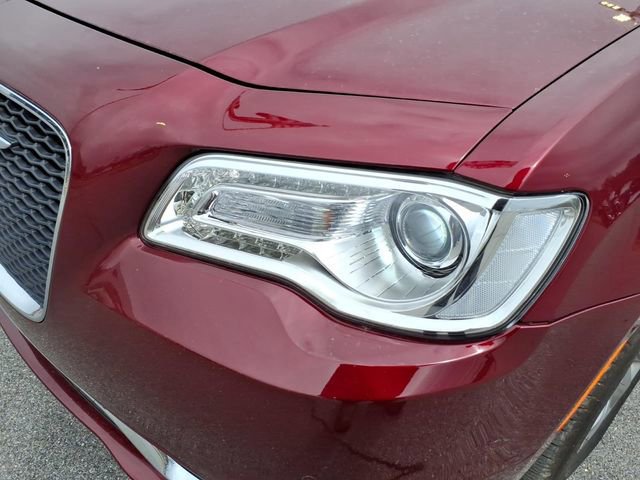 Used 2021 Chrysler 300 Touring L image 13