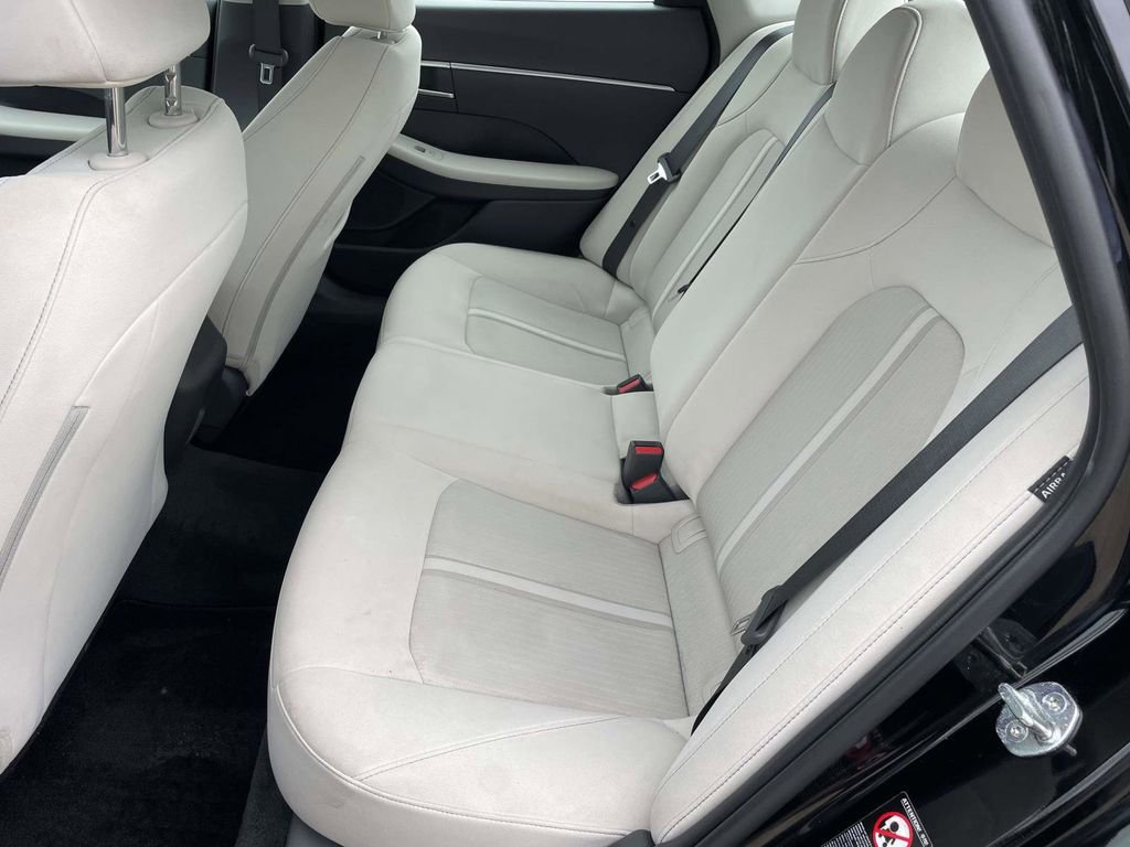Used 2022 Hyundai Sonata SE FWD image 12