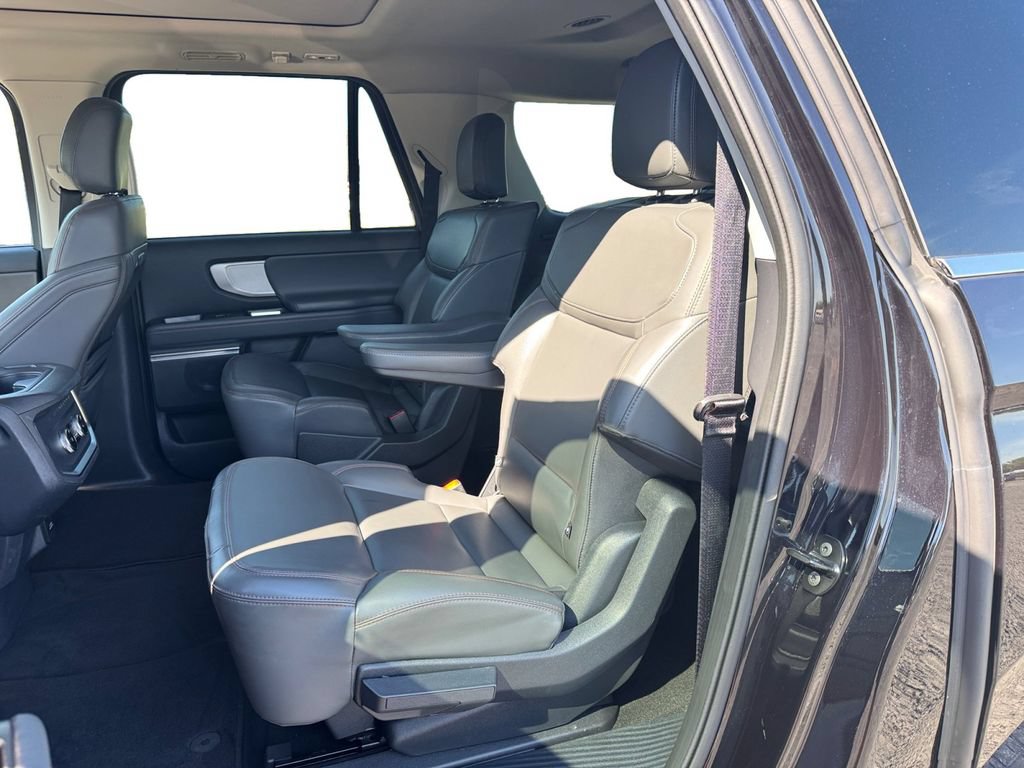 Certified 2025 Ford Expedition Max Active AWD/4WD image 18
