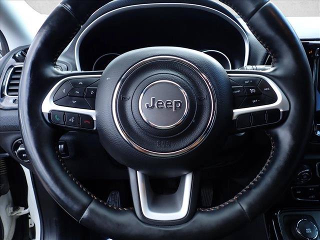 Used 2018 Jeep Compass Limited w/ Navigation Group AWD/4WD image 17