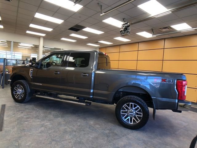 Certified 2017 Ford F250 Lariat w/ Chrome Package image 3