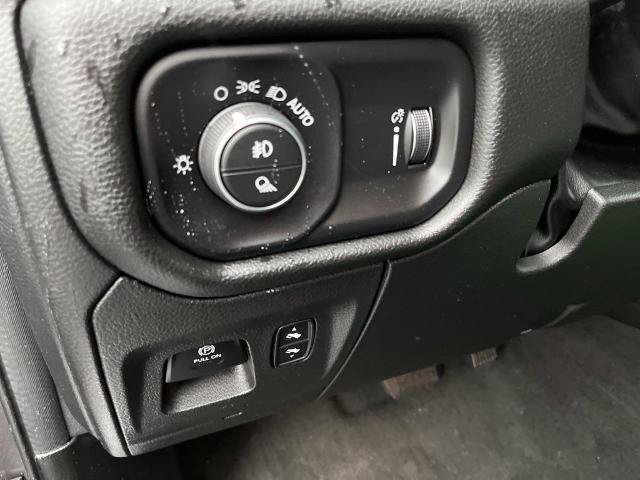 Used 2023 RAM 1500 Big Horn AWD/4WD image 23