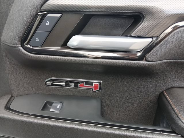 Used 2024 GMC Sierra 1500 AT4 w/ Technology Package AWD/4WD image 16