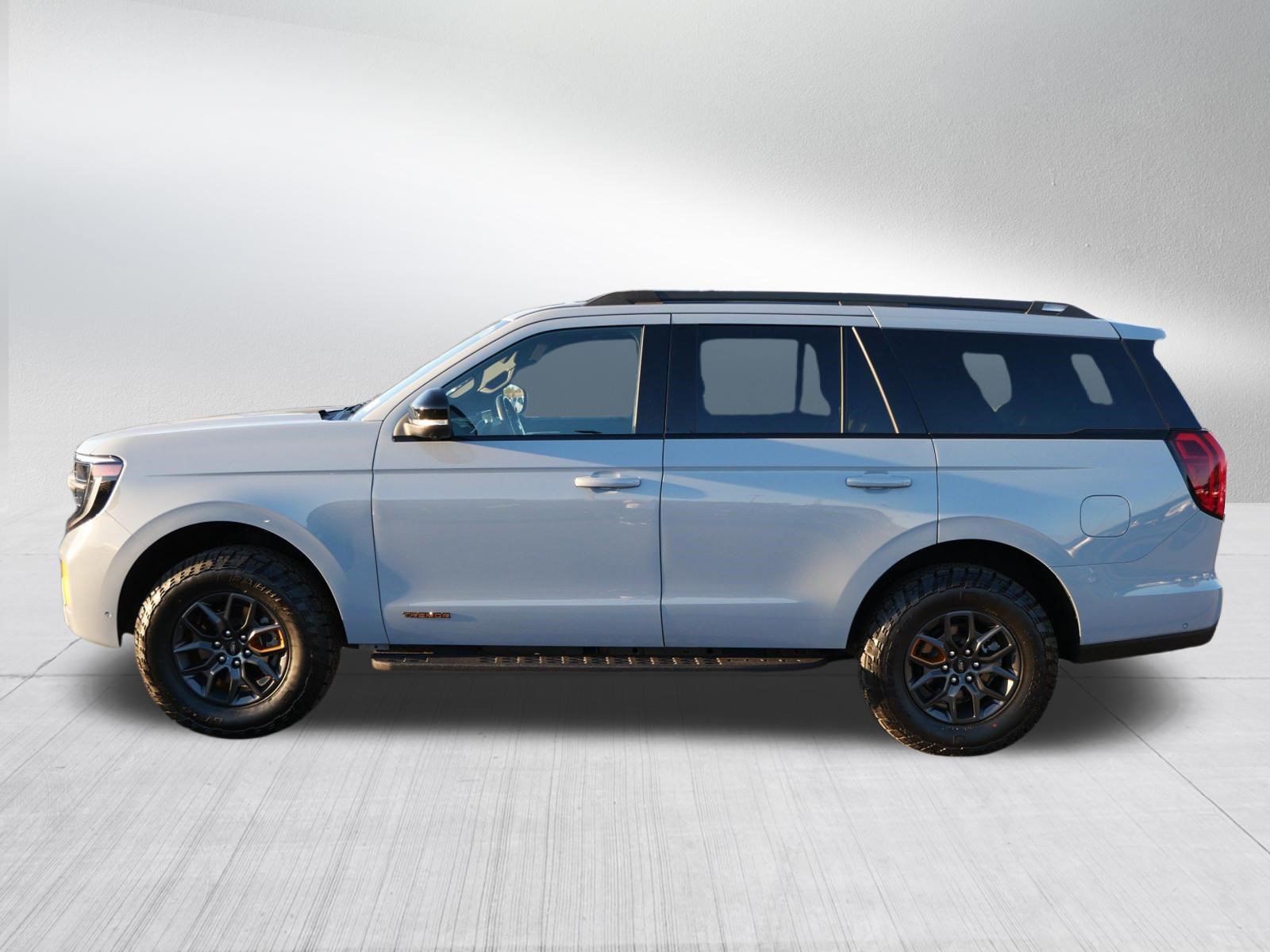 Certified 2025 Ford Expedition Tremor AWD/4WD image 4