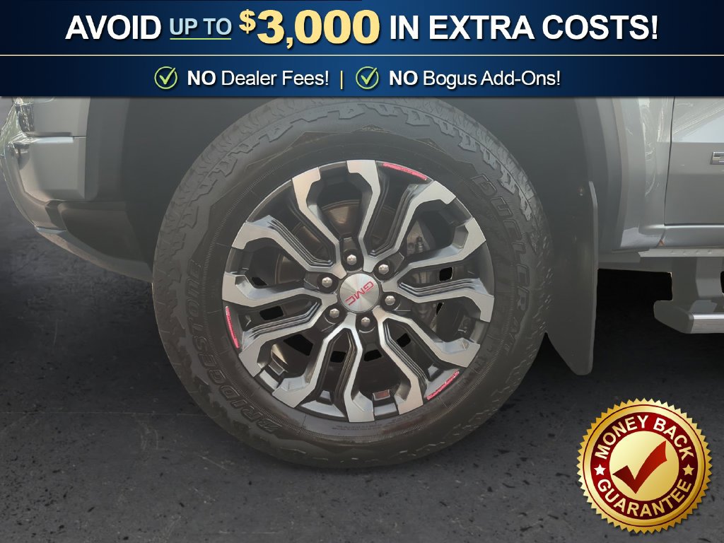 Used 2024 GMC Canyon Denali AWD/4WD image 13