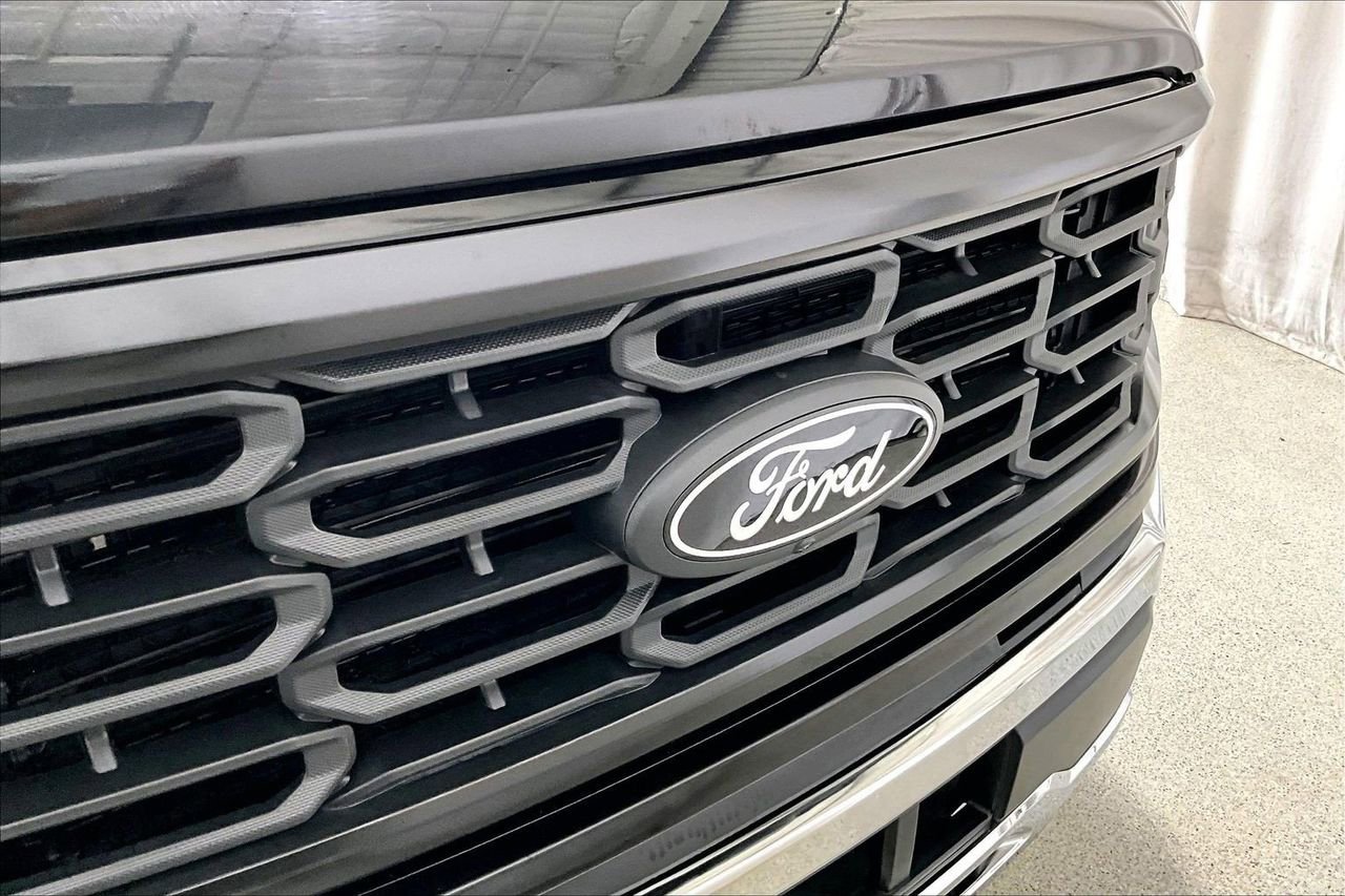 Certified 2024 Ford F150 XLT w/ Mobile Office Package image 30