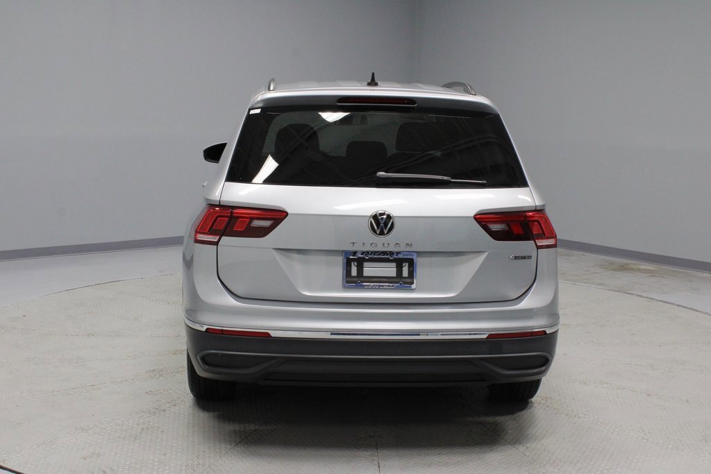 Used 2022 Volkswagen Tiguan S image 4