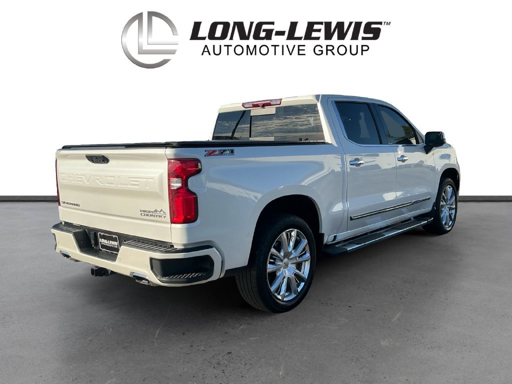Used 2022 Chevrolet Silverado 1500 High Country w/ High Country Premium Package AWD/4WD image 7