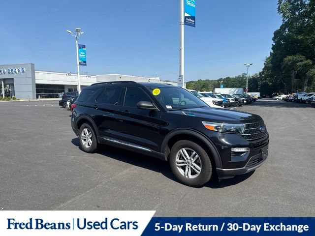 Certified 2020 Ford Explorer XLT w/ Equipment Group 202A AWD/4WD image 1