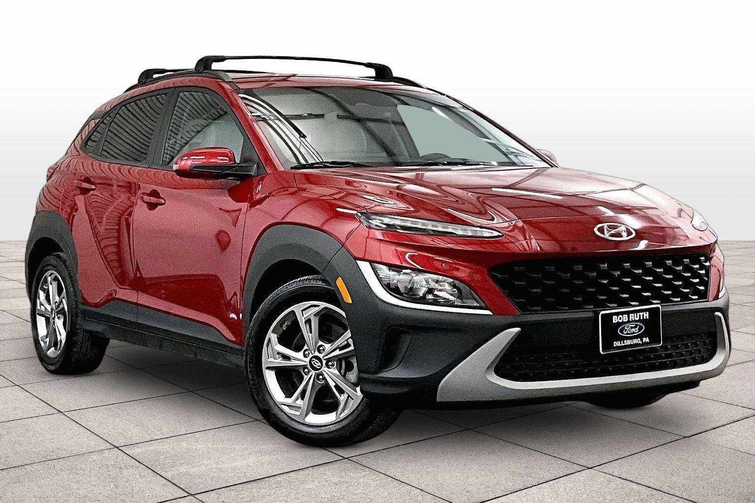 Used 2022 Hyundai Kona SEL image 2