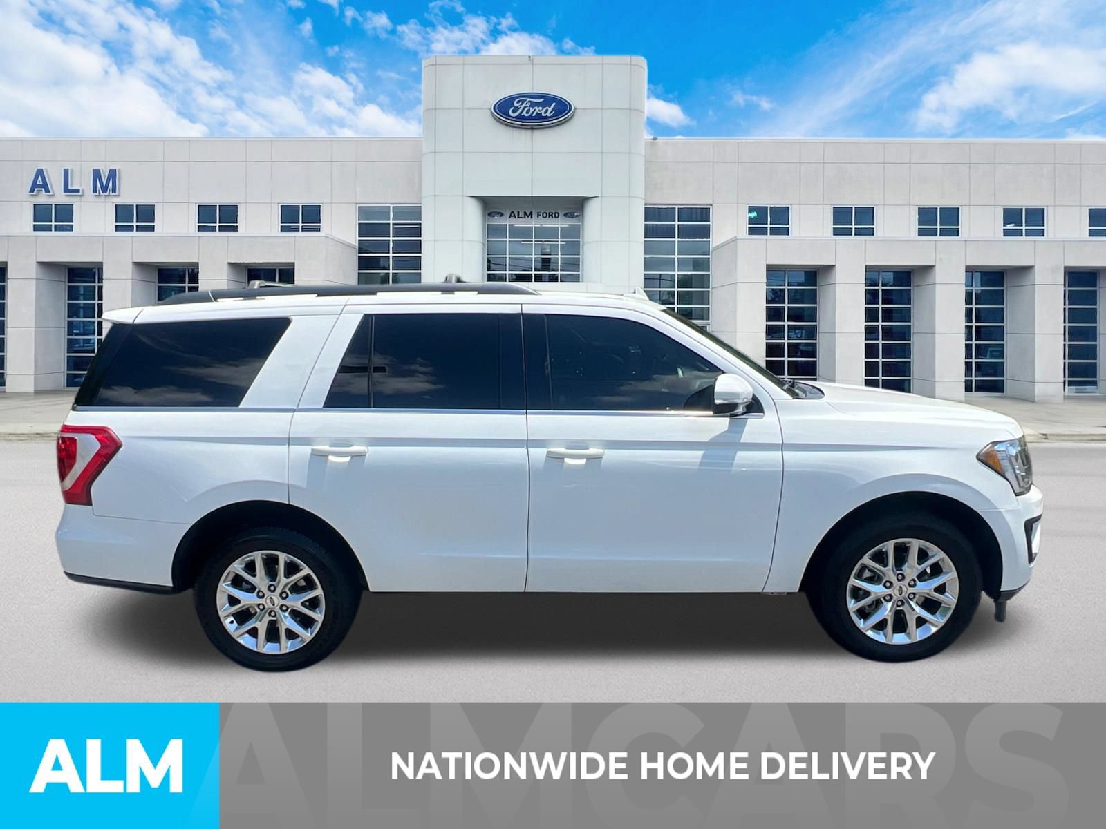 Certified 2021 Ford Expedition XLT RWD image 4