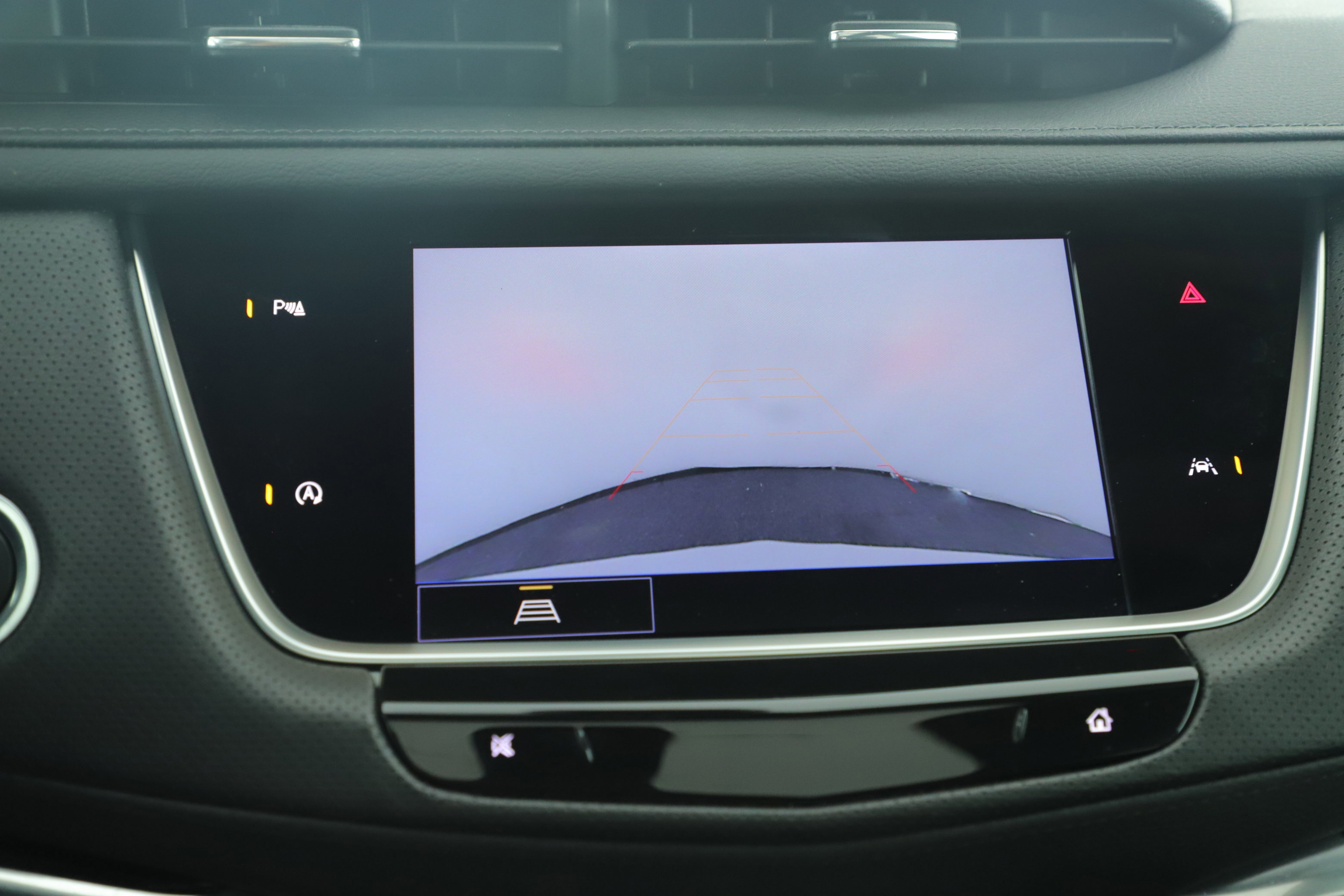 Used 2023 Cadillac XT6 Luxury image 18