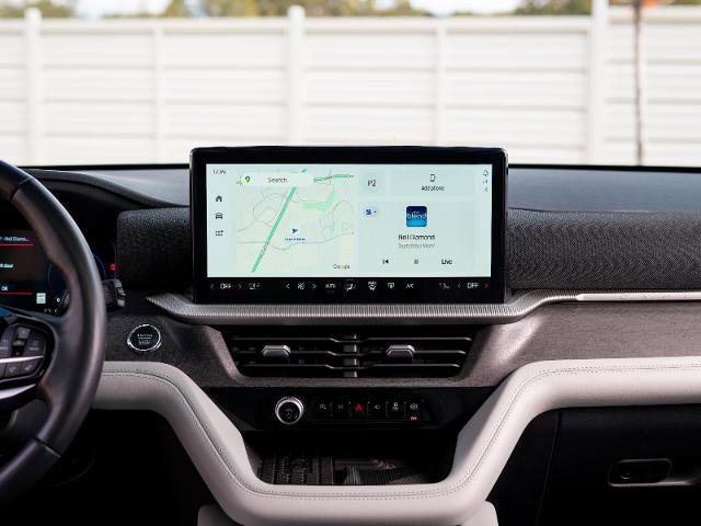 Certified 2025 Ford Explorer Platinum w/ Ultimate Package image 26